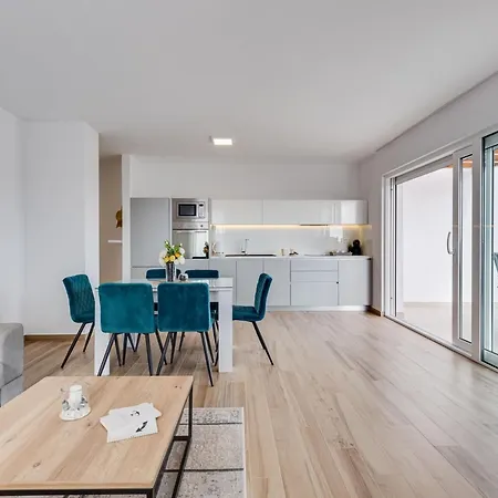 Apartamento Exclusive - Penthouse With Balcony A6