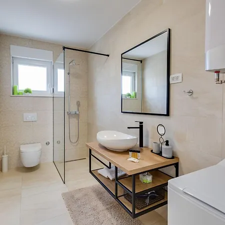 Exclusive - Penthouse With Balcony A6 Apartamento Vodice